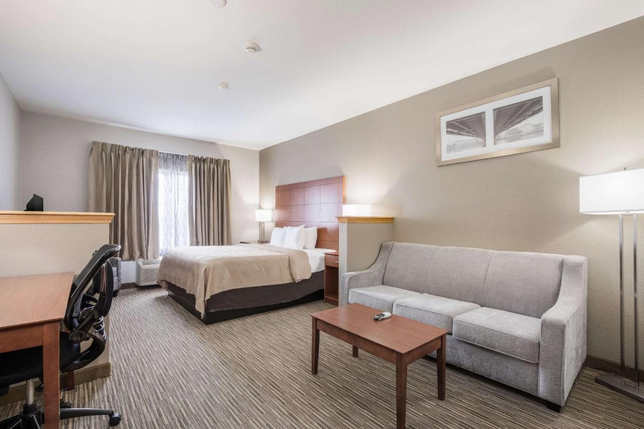Quality Inn & Suites Lodi I-90 Exteriör bild