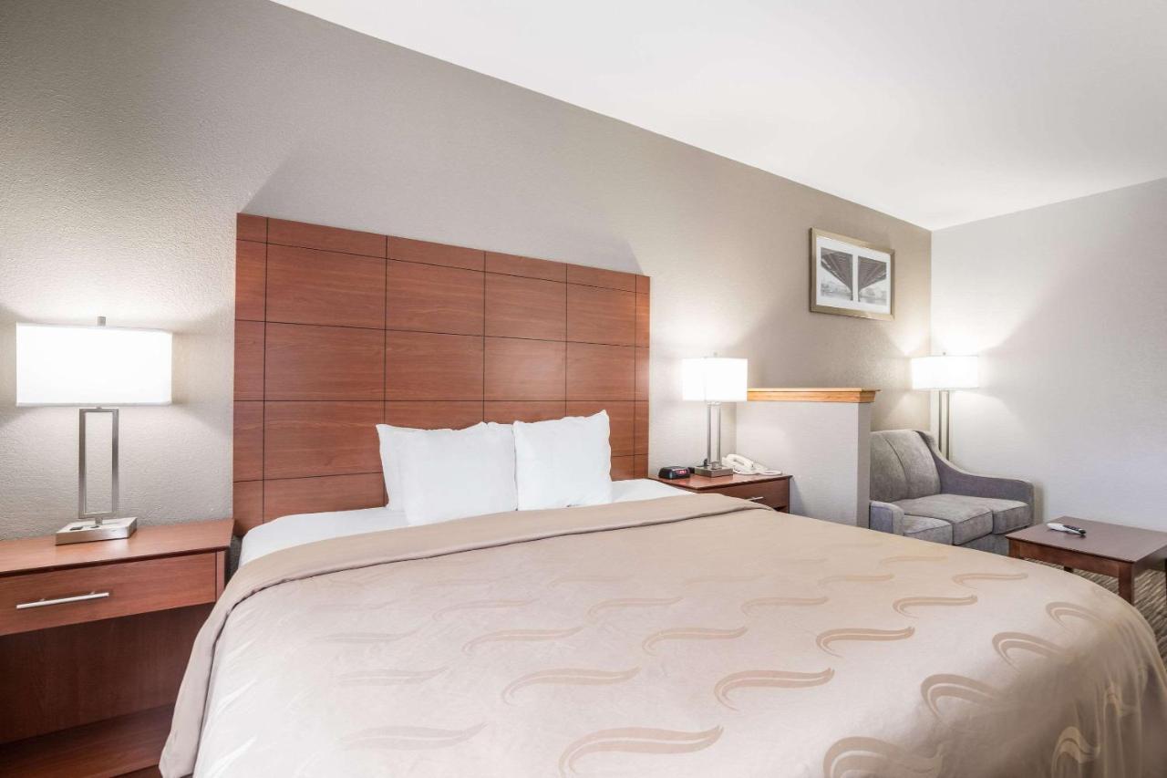 Quality Inn & Suites Lodi I-90 Exteriör bild