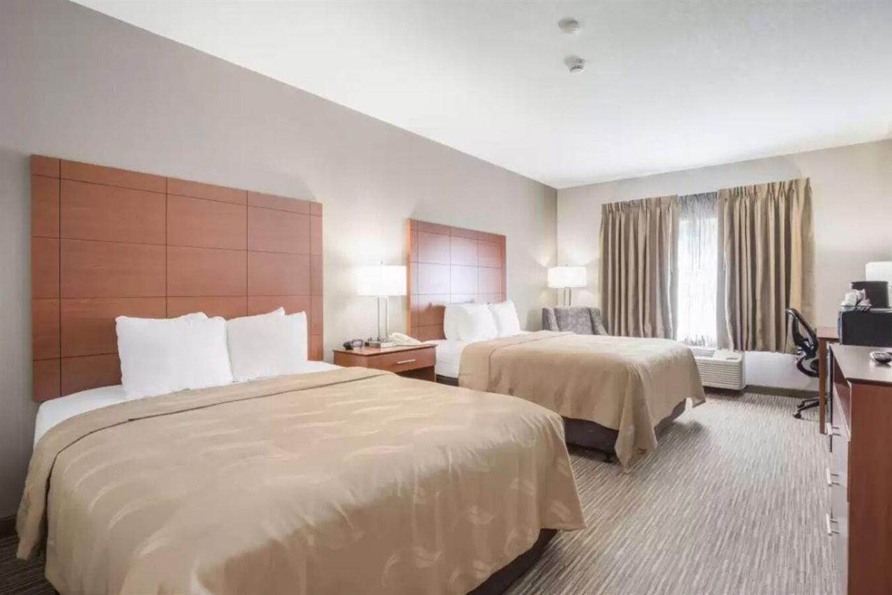 Quality Inn & Suites Lodi I-90 Exteriör bild