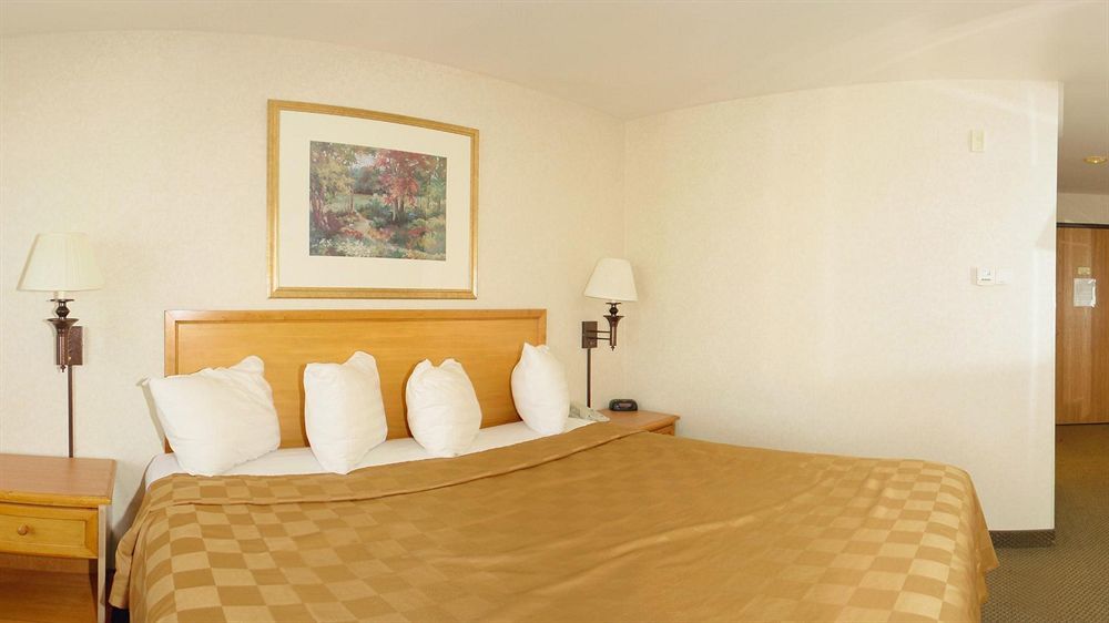 Quality Inn & Suites Lodi I-90 Exteriör bild