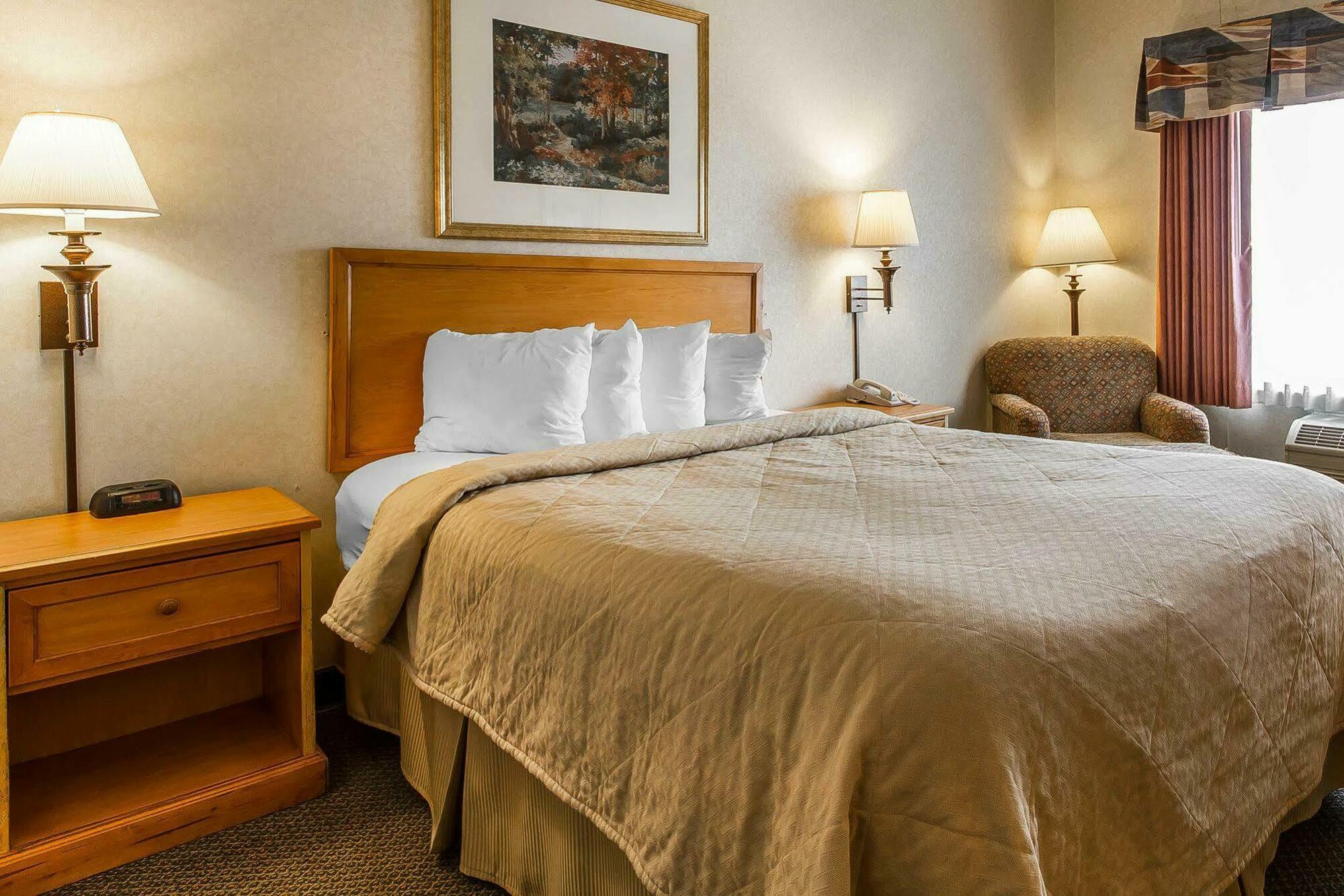 Quality Inn & Suites Lodi I-90 Exteriör bild